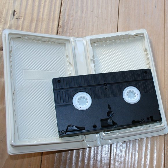 INSPECTOR GADGET - Greatest Gadgets VHS - Picture 8 of 9